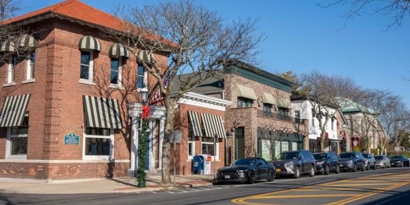 Breeze Airways Islip Office in New York