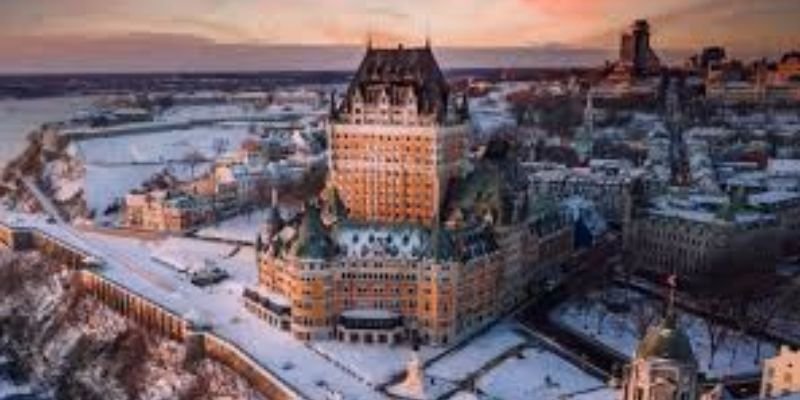 United Airlines Québec Office In Canada